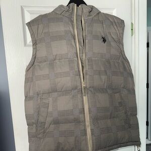 Men's Beige Plaid Puffer Vest